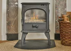 Жив огън за украса в жилището – добра идея ли е и как да го направим